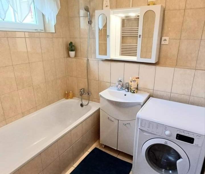 Budapest Sun Resort Apartman Екстериор снимка